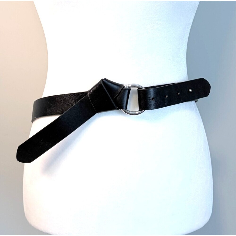 Banana Republic Belt Leather Black Knotted Silver Loop Elevated Basic Small 34"